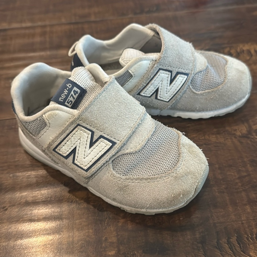 New Balance Sneakers Toddler 574 Sz 8 Gray